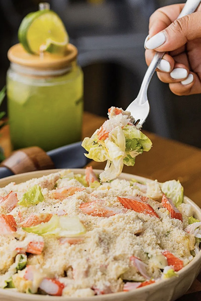 Ensalada César con cangrejo